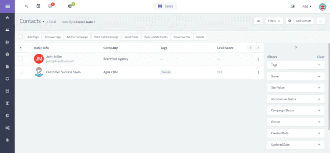 Página de contactos del crm de atención al cliente de Agile